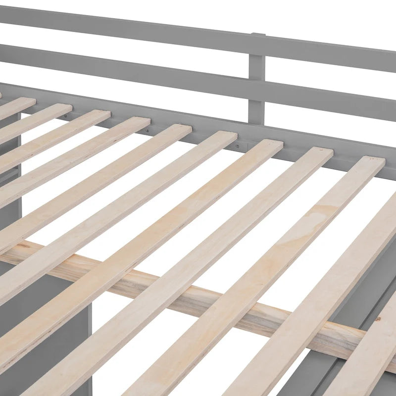 Hoogslaper voor een tweepersoonsbed met studeerplek, kledingkast, bureau en laden