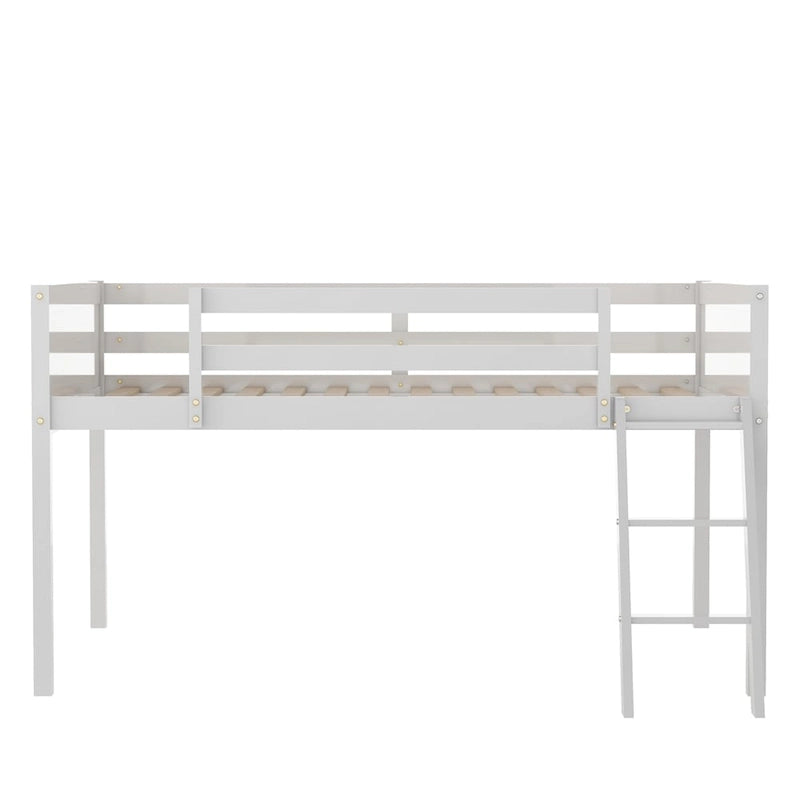Niedriges Holz-Hochbett mit Leiter, Leiter kann links oder rechts angebracht werden
